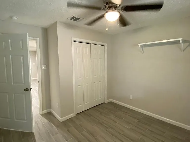2406 Rosemead Dr — Photo 13