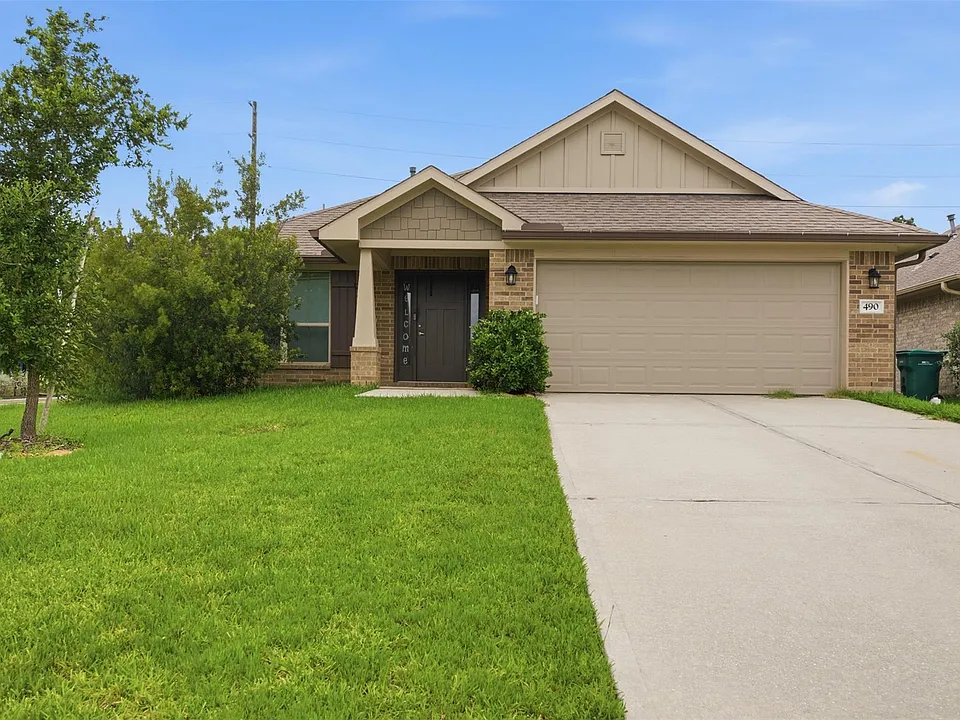 490 Terra Vista Cir