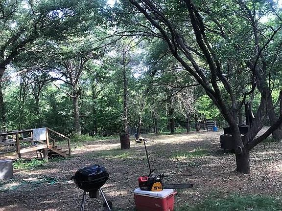 3rd image of 450 County Road 426