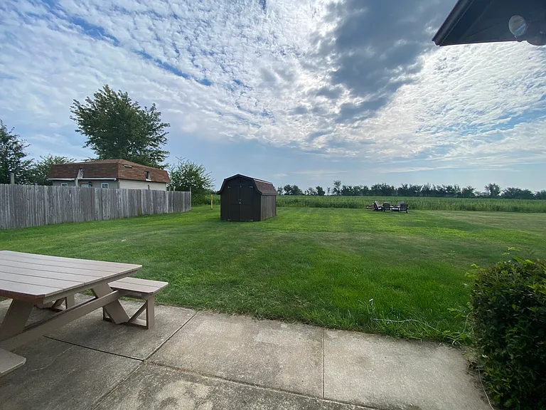 689 Apple Blossom Ln — Photo 51