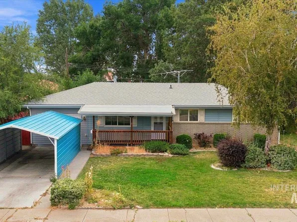 1188 Phelps Dr, Mountain Home, ID 83647