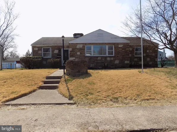 1021 Broad St, Bristol, PA 19007