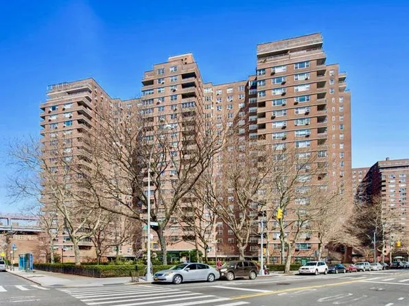 568 Grand Street image 1 of 17