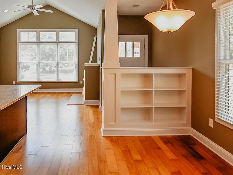 38 Elk Ridge Ln — Photo 8