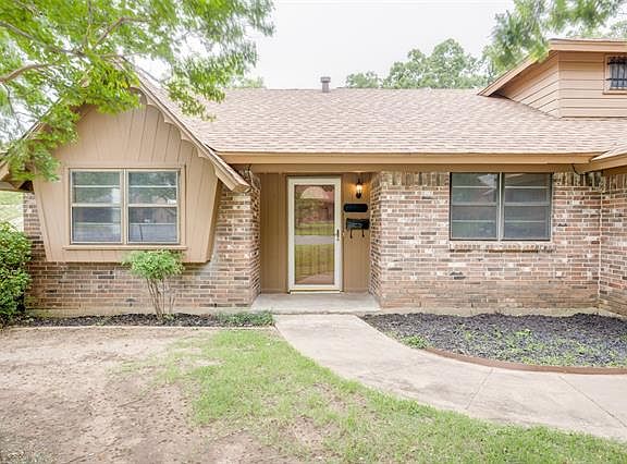 4th image of 3716 Falcon Dr