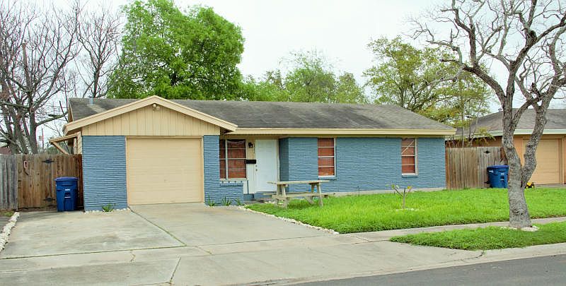 1st image of 5822 Glen Arbor Dr