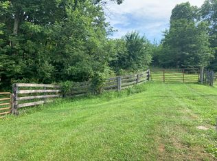 5095 Moran Summitt Rd, Paint Lick, KY 40461