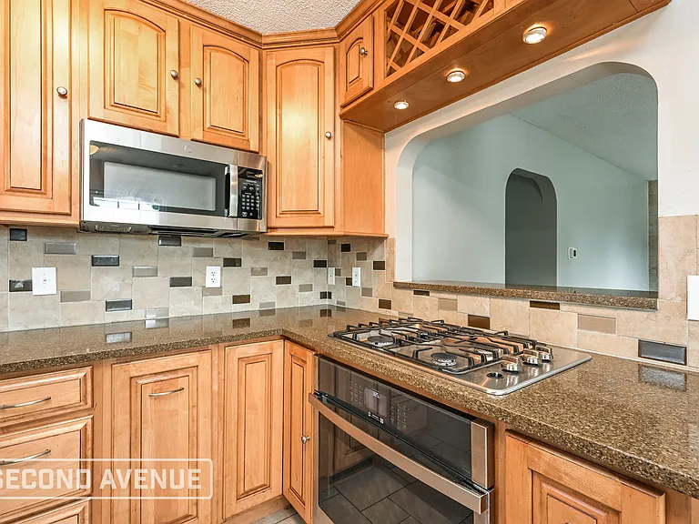 1247 Cascade Rd — Photo 9