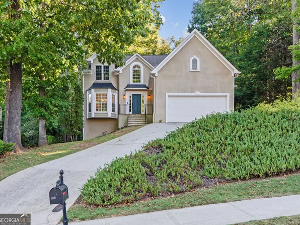 11710 Leeward Walk Cir, Alpharetta, GA 30005