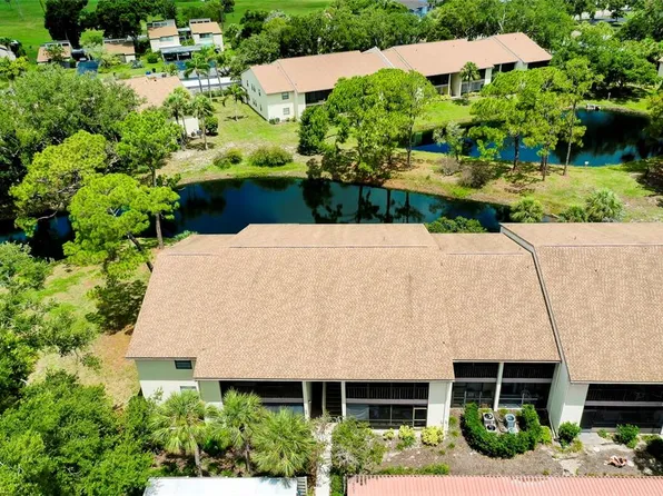 650 Bird Bay Dr E APT 203, Venice, FL 34285