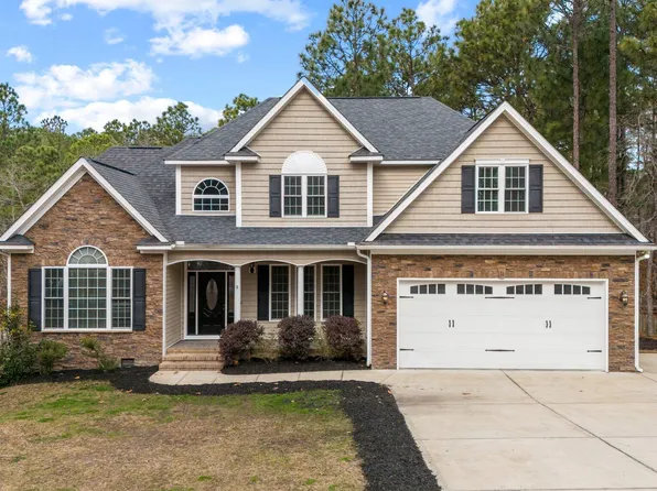 11 Racquet Ct, Sanford, NC 27332