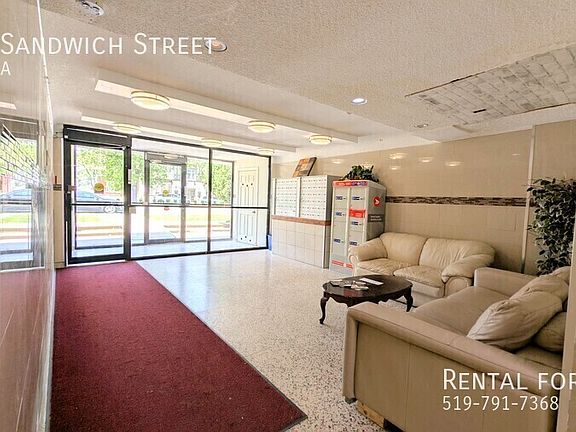 3rd image of 3015 Sandwich St