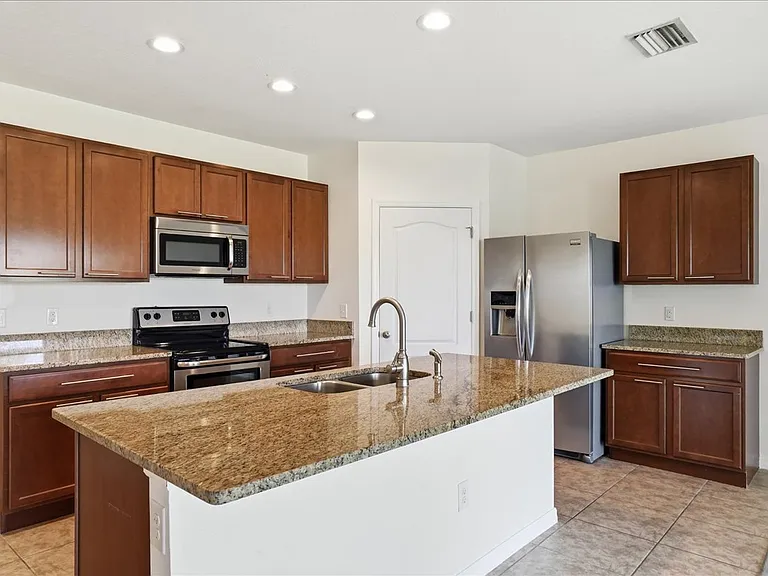 15769 High Bell Pl — Photo 24