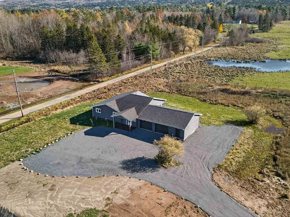 4236 Highway 14, Windsor Forks, NS B0N 2T0