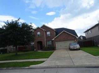 2410 Quiet Arbor Ln, Pearland, TX 77581