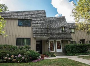 70 Gillies Ln, Norwalk, CT 06854