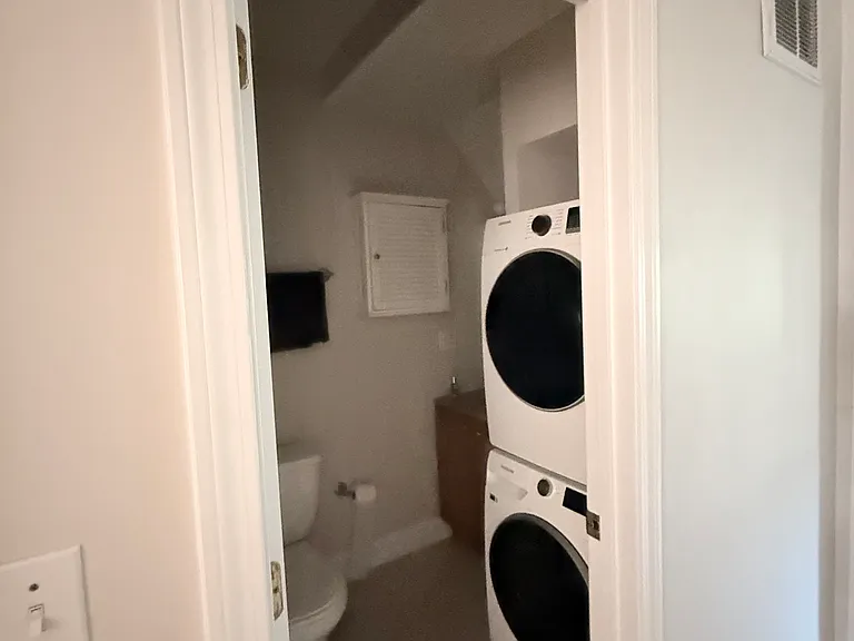 209 Harvard St #2 — Photo 5