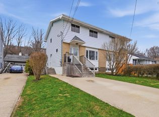 17 A Punch Bowl Dr, Halifax, NS B3P 2C4