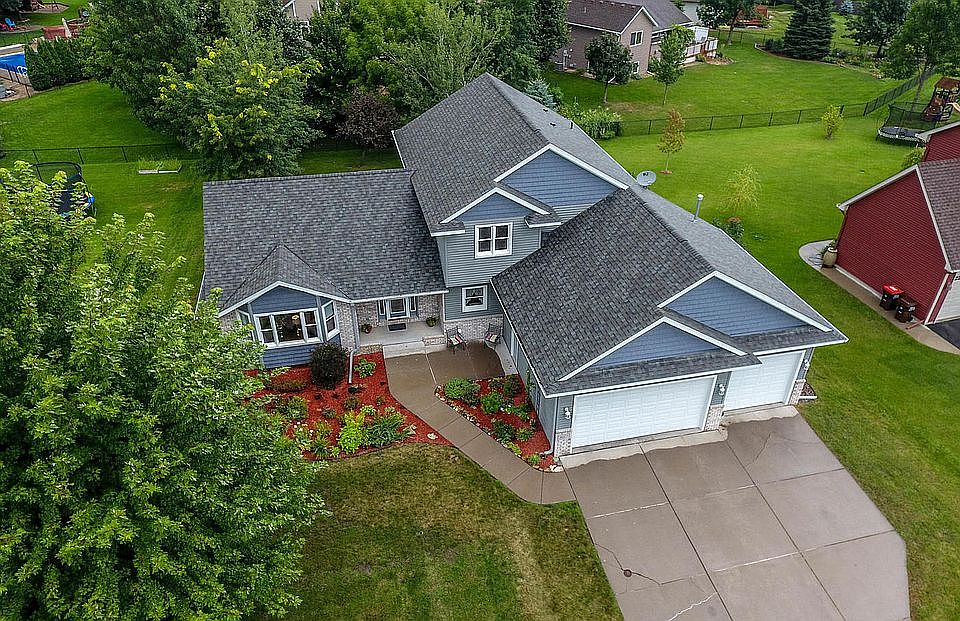 1st image of 867 S Park Dr