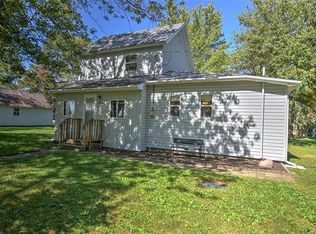 10430 Newburg Ct, Argenta, IL 62501