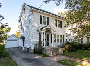 1221 E Center St, Rochester, MN 55904