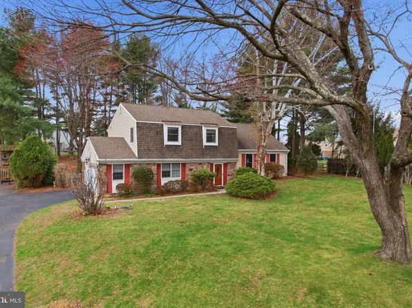 91 Buckshire Pl, Holland, PA 18966