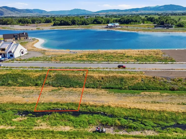 1388 Willow Lakes Dr, Logan, UT 84321