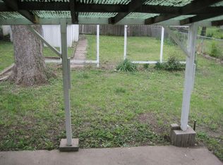 2535 SW Buchanan St, Topeka, KS 66611