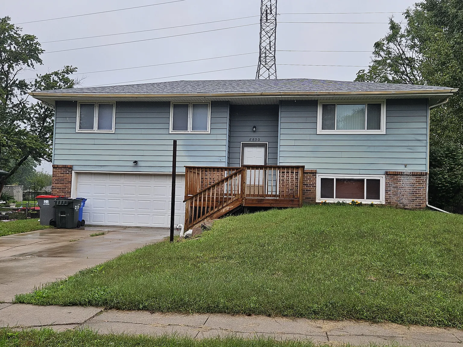 3 bed, 1200 sqft, $1,600 — Photo 1