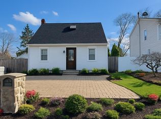 28 Bittermint Street, Islip, NY