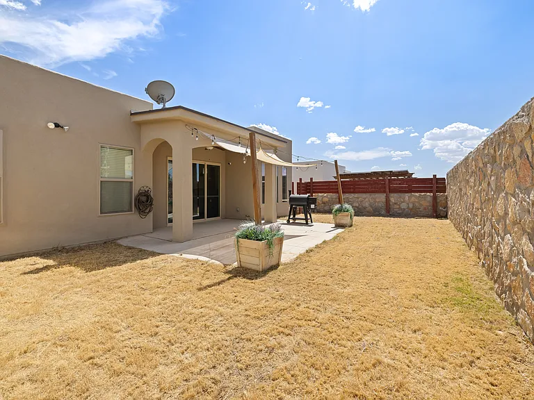 13445 Emerald Crystal Dr — Photo 30