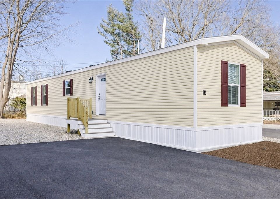 1st image of 1346 Newport Ave #B21