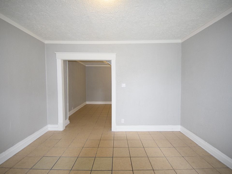 Unit Photo