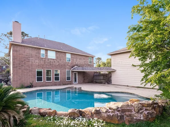 2309 San Augustine Ln, Friendswood, TX 77546