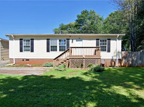 423 Cedar Grove Rd, Townville, SC 29689