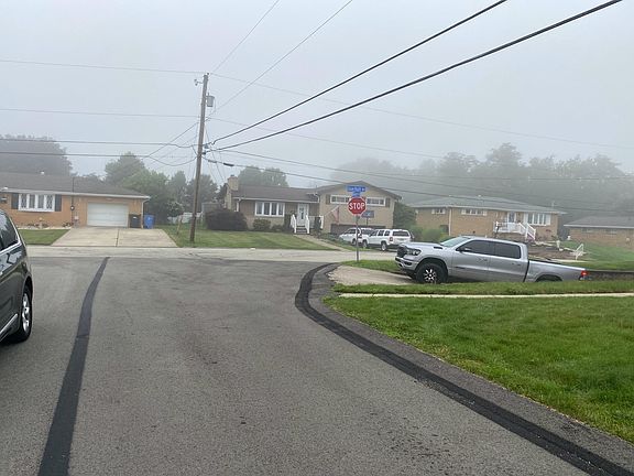 5th image of 303 Henry Dr #A-k