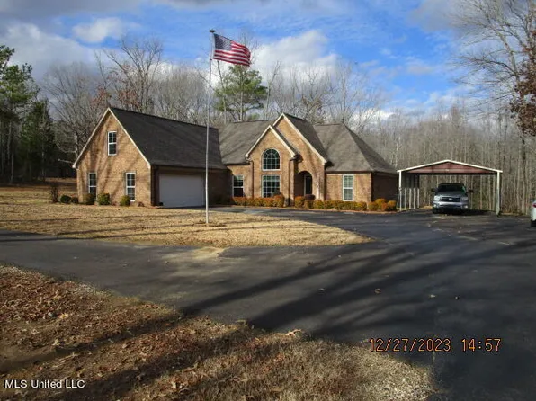 409 Hope Rd, Coldwater, MS 38618