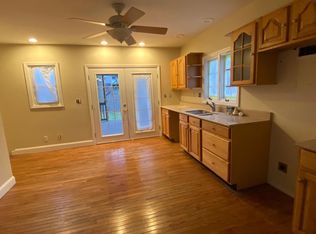 48 Thompson St, West Haven, CT 06516