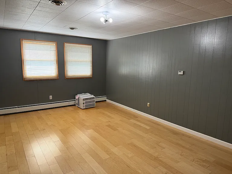 127 Crescent Dr — Photo 22
