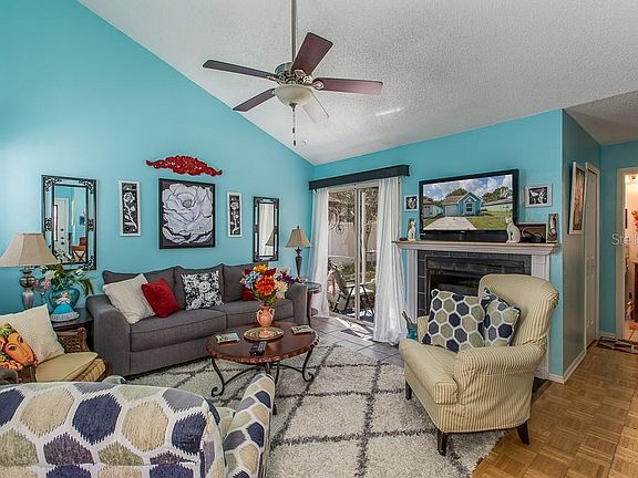 4th image of 4313 Venice Dr