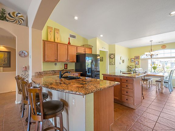 4th image of 16071 W Monterey Way