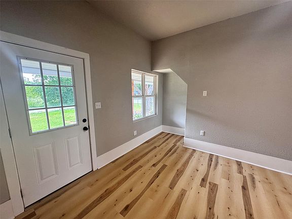 2nd image of 700 Avenue H