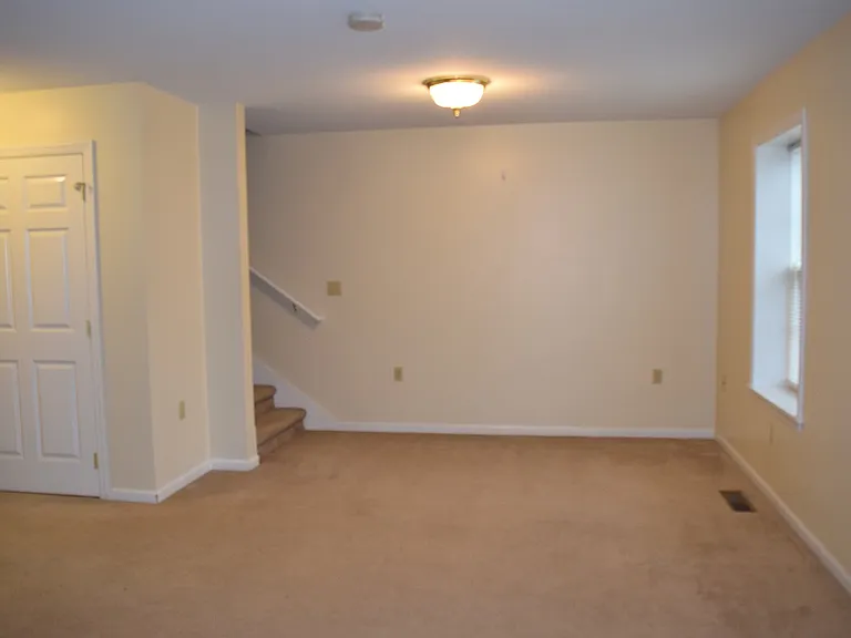 140 Kenley Ct #1 — Photo 12