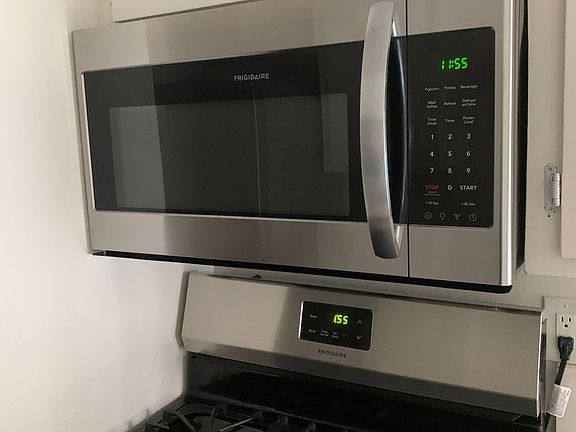 5th image of 1502 Wellesley Ave #8-103