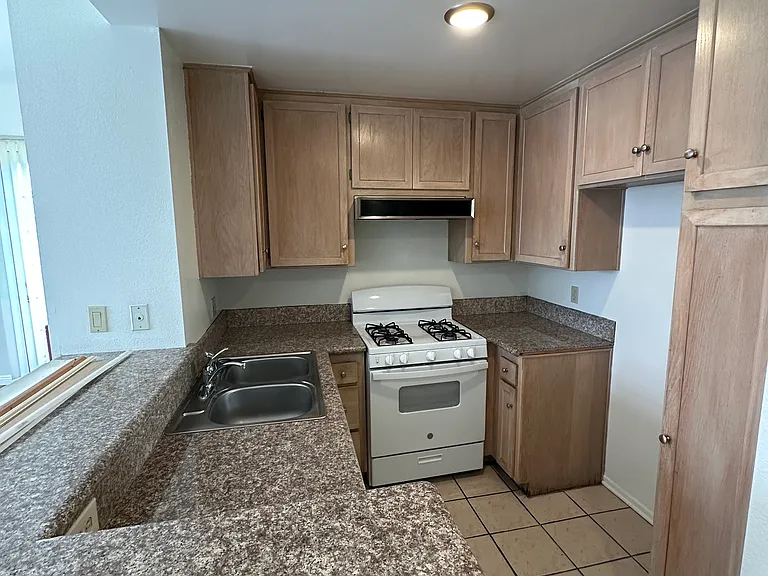 4230 S Centinela Ave #301 — Photo 10
