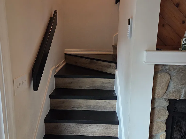 Stairwell lower half