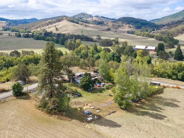 260 S Deer Creek Rd, Roseburg, OR 97470