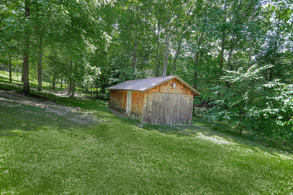Under 150K Sunday Rustic Cabin For Sale in Wellington, KY. 110,000