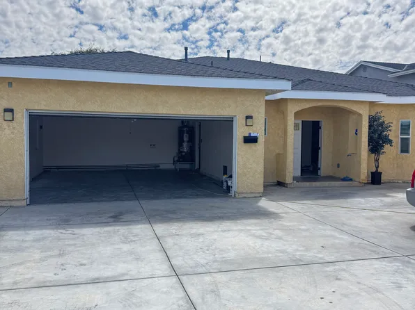 8410 Luxor St, Downey, CA 90241