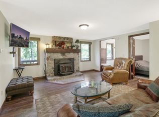 950 Trout Brook Rd, Hudson, WI 54016